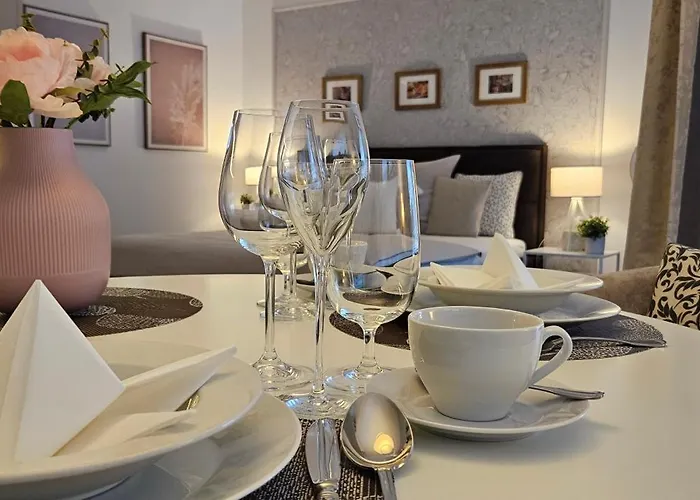 Apartamento Holata 201 *