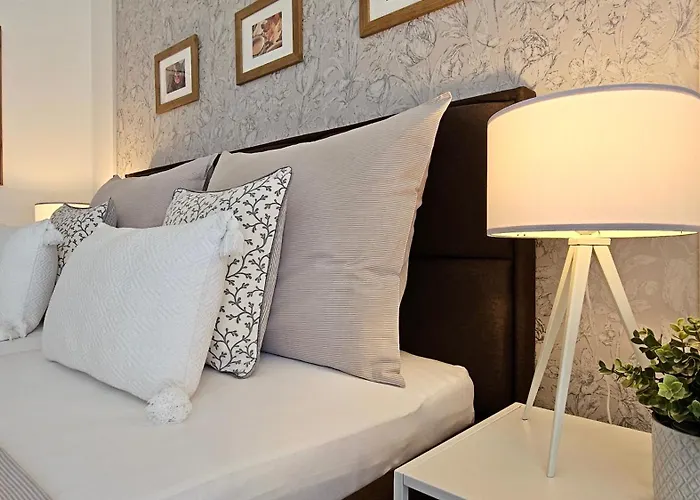 Apartamento Holata 201